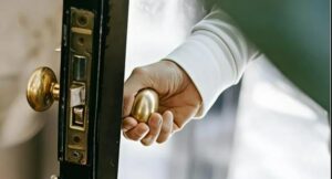 Moi rodzice odmówili, gdy poprosiłam o 5 000 dolarów, żeby uratować nogę.
