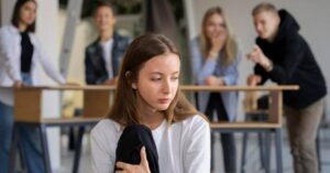 Byłam bezpłodna, więc zdecydowaliśmy się na adopcję. Gdy nasza córka skończyła pięć lat i w końcu zaczęła mówić wyraźnie, zadała mi pytanie, które zmieniło wszystko…