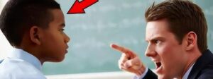 Arogancki nauczyciel próbował upokorzyć biednego chłopca w ogólnokrajowej telewizji, zadając mu „niemożliwe” zadanie. To, co mały geniusz zrobił, by się obronić, wprawiło cały świat w osłupienie…