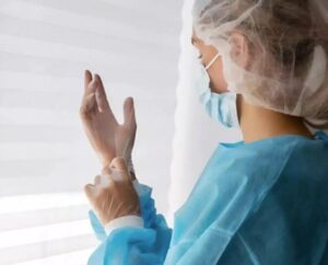 Po śmierci mojego męża moja rodzina próbowała zamknąć mnie w szpitalu psychiatrycznym, aby dostać w swoje ręce spadek – ale nie mieli pojęcia o okrutnej lekcji, jaką miałam dla każdego z nich w zanadrzu.