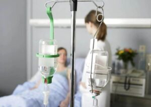 „Dosyć, mam już dość twojego raka” — powiedział mąż w chwili, gdy żona wyznała mu, że lekarze dają jej zaledwie kilka dni życia. A to, co wydarzyło się później, stało się dla niego wstrząsem, którego nie potrafił już nigdy zapomnieć.