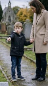 Mały chłopiec wskazał na grób moich bliźniaczek i wyszeptał: — Mamo… te dziewczynki są w mojej klasie. A przecież moje córki nie żyły już od dwóch lat.