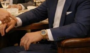 — …Mój ojciec miał taki sam zegarek jak pan — powiedział bezdomny chłopiec do znanego miliardera, w chwili gdy ten miał już opuścić pięciogwiazdkową restaurację